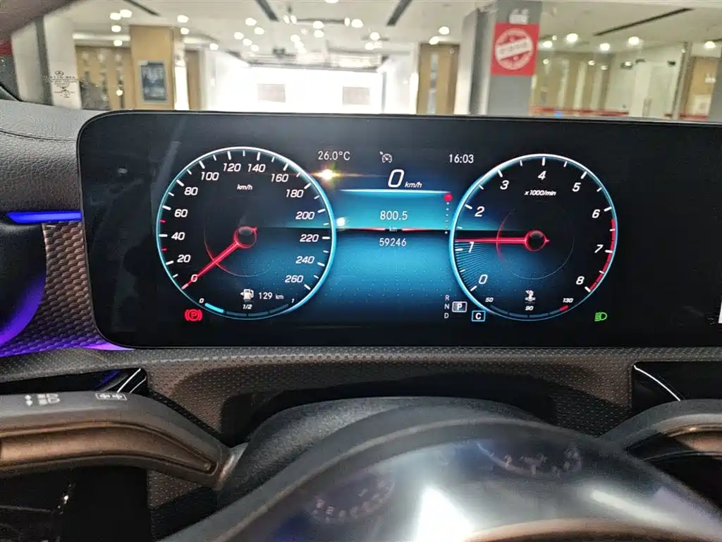 Mercedes-Benz A-Class 2021 — фото 12