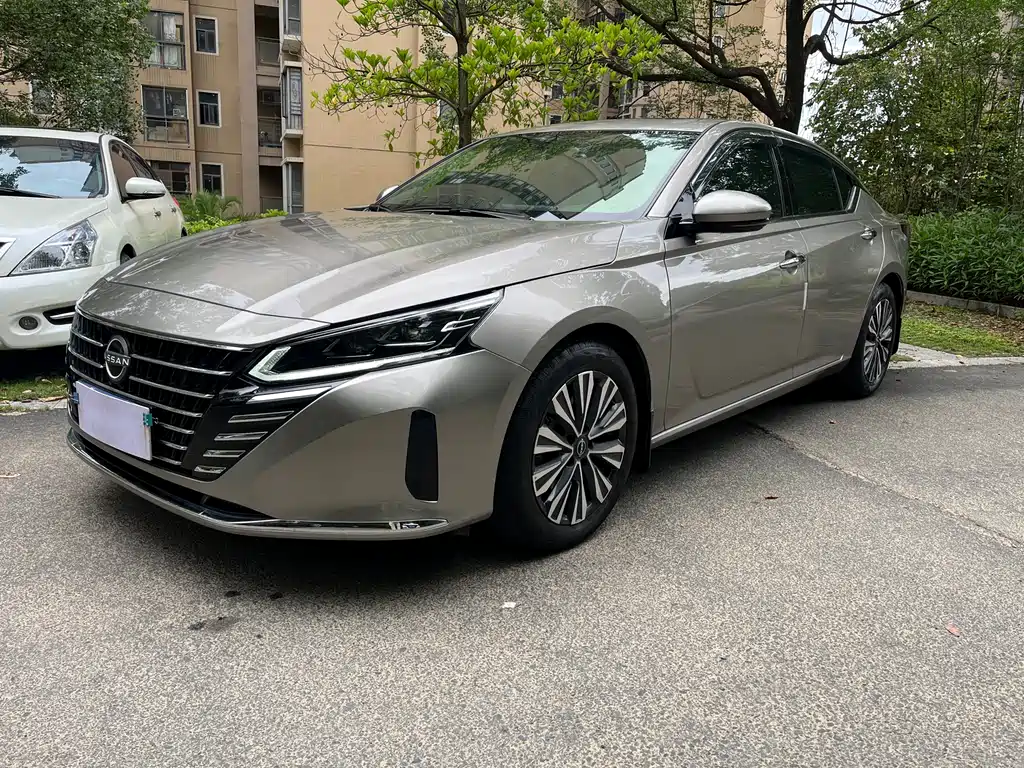Nissan Teana 2024