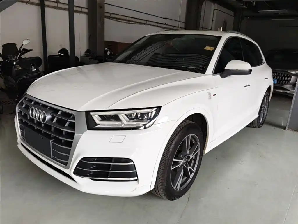 Audi Q5L 2019 — фото 2