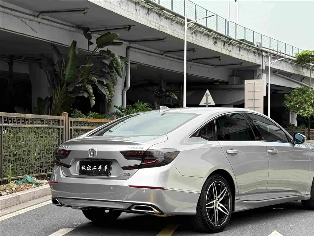 Honda Accord 2019 — фото 20