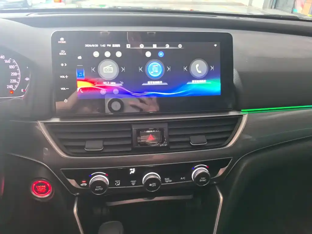 Honda Accord 2023 — фото 13
