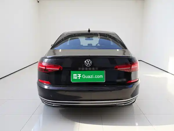 Volkswagen Passat 2021