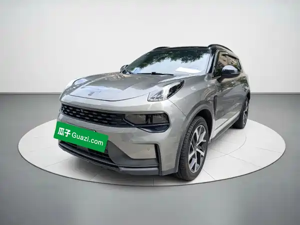 Lynk & Co 01 2022