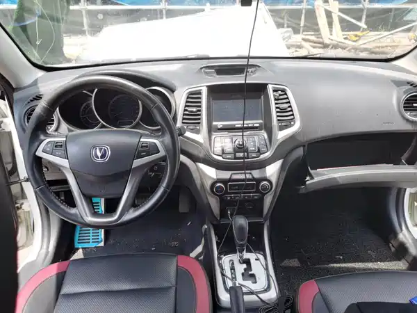 Changan Eado XT 2015