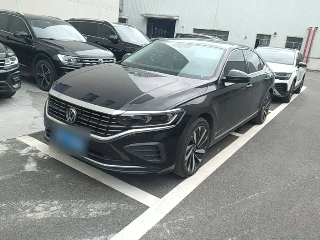 Volkswagen Passat 2024