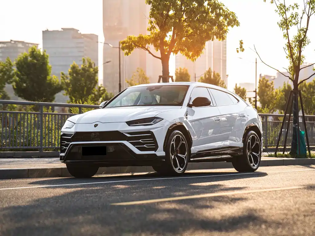 Lamborghini Urus 2019 — фото 5