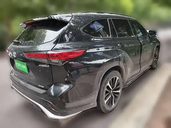 Toyota Crown Kluger 2021