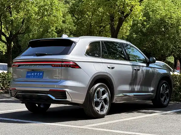 Geely Xingyue L 2024