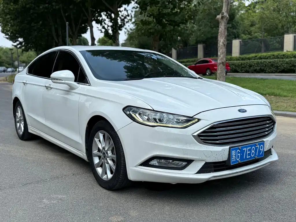 Ford Mondeo 2017 — фото 3