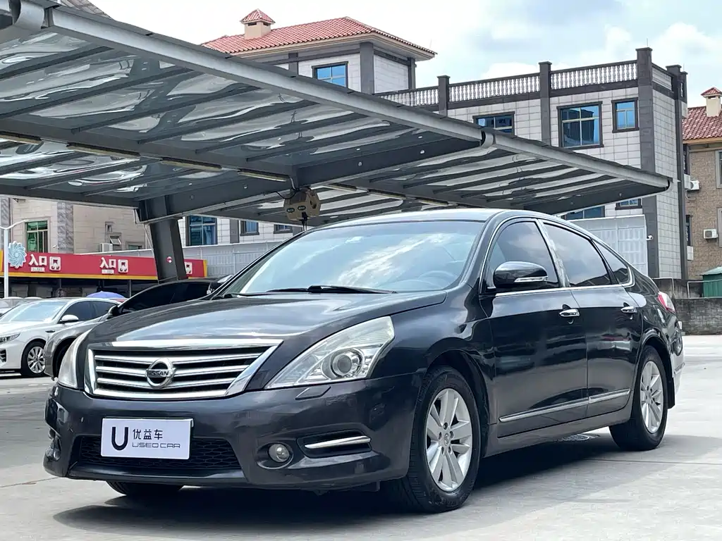 Nissan Teana 2010 — фото 1
