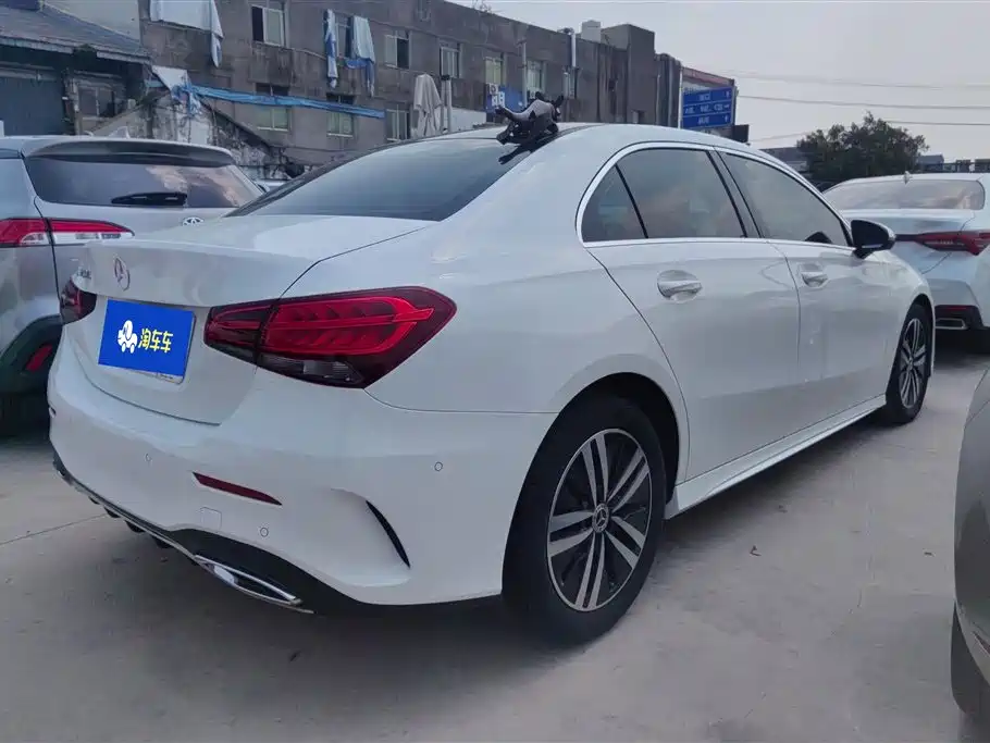 Mercedes-Benz A-Class 2020 — фото 3