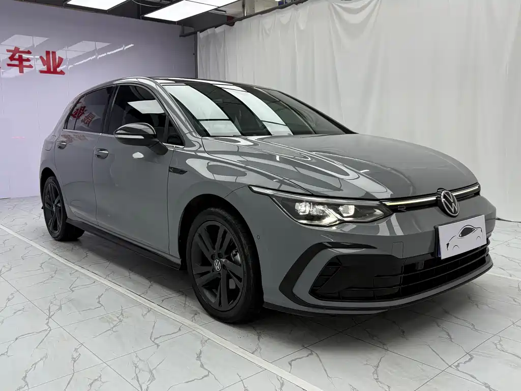Volkswagen Golf 2022