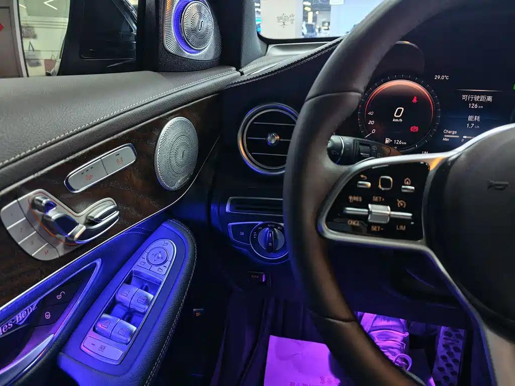 Mercedes-Benz GLC 2020 — фото 12