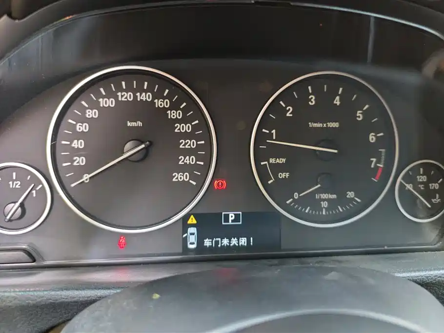 BMW 3 Series 2014 — фото 13
