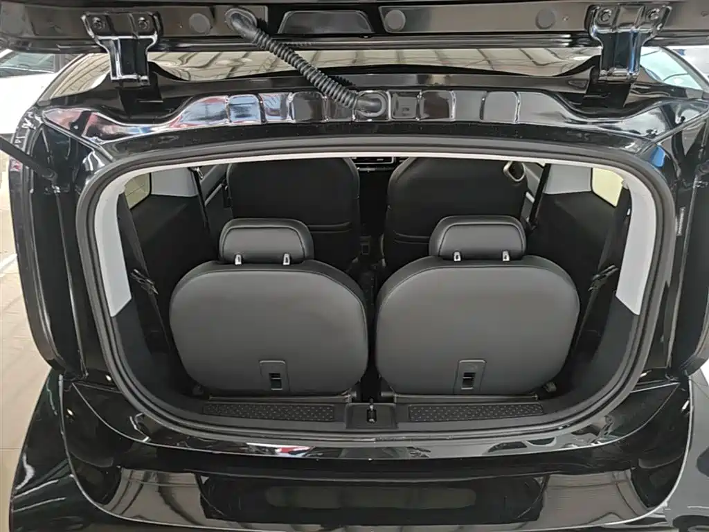 Baojun KiWi EV 2024 — фото 19