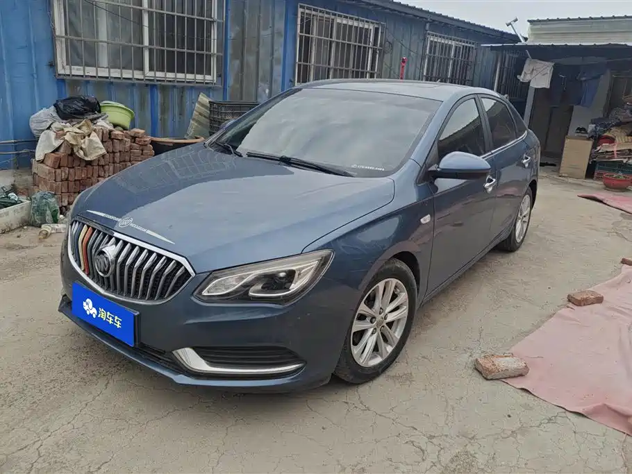 Buick Excelle 2015 — фото 1