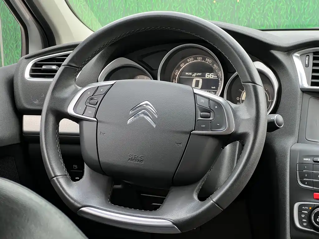 Citroen C4L 2016 — фото 18
