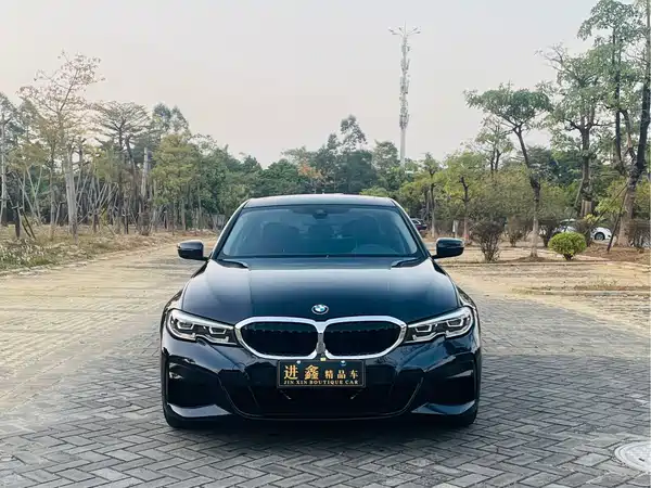 BMW 3 Series 2023