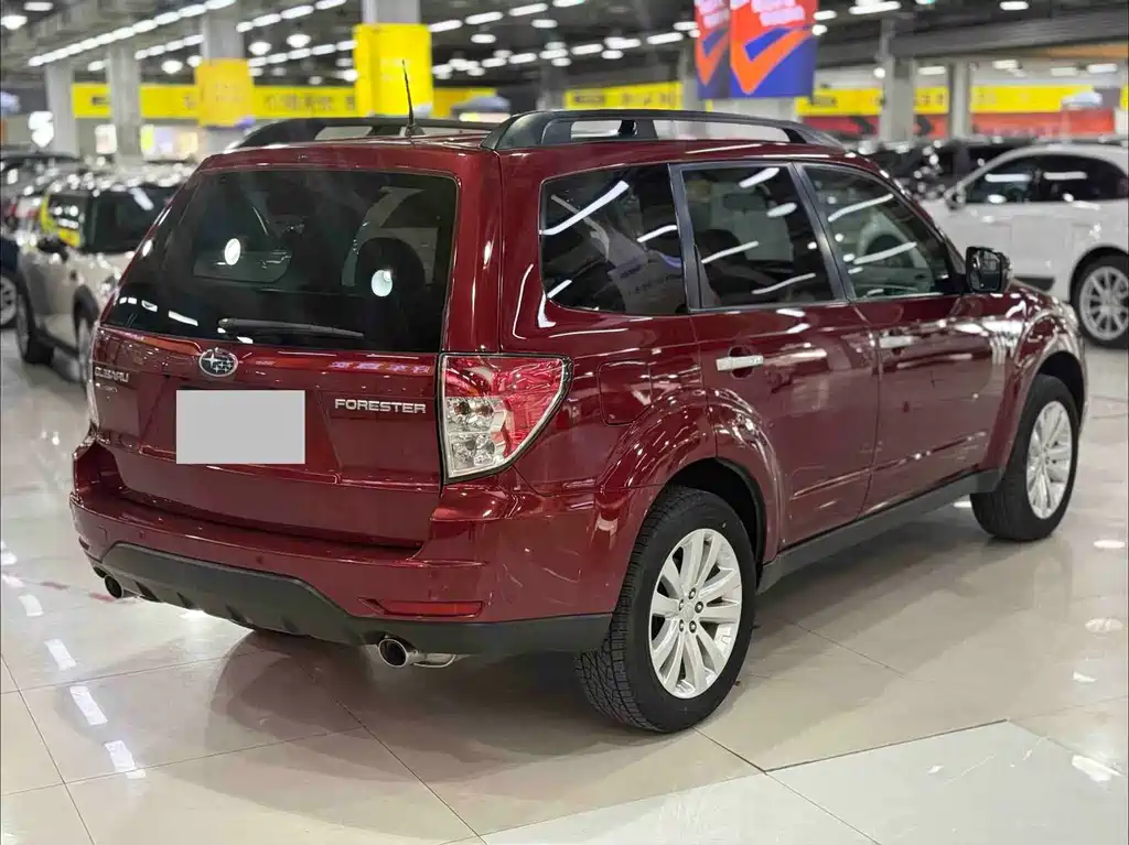 Subaru Forester 2011 — фото 20