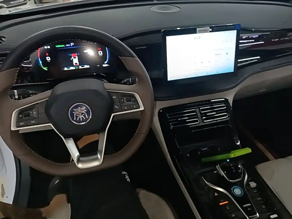 BYD Qin PLUS 2025 — фото 10