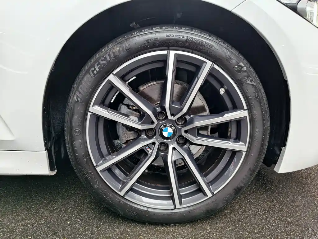 BMW 3 Series 2023