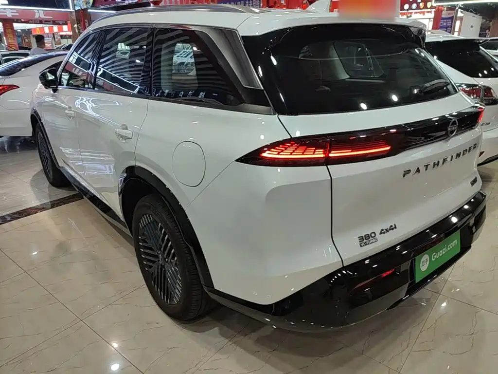 Nissan Teramont 2024