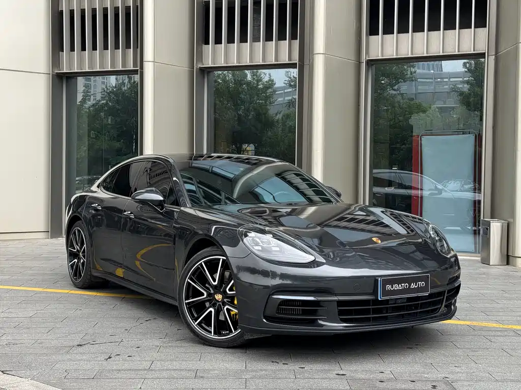 Porsche Panamera 2019 — фото 5