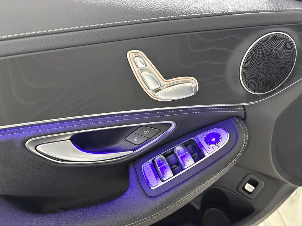 Mercedes-Benz C-Class 2020 — фото 14