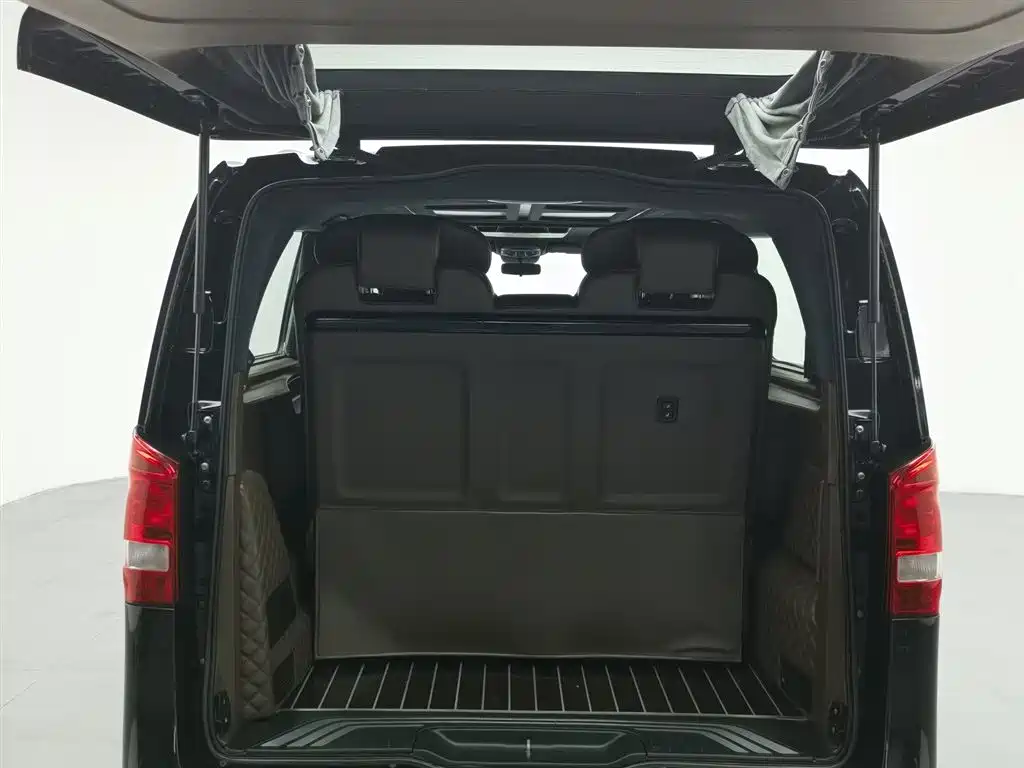 Mercedes-Benz Vito 2019 — фото 16