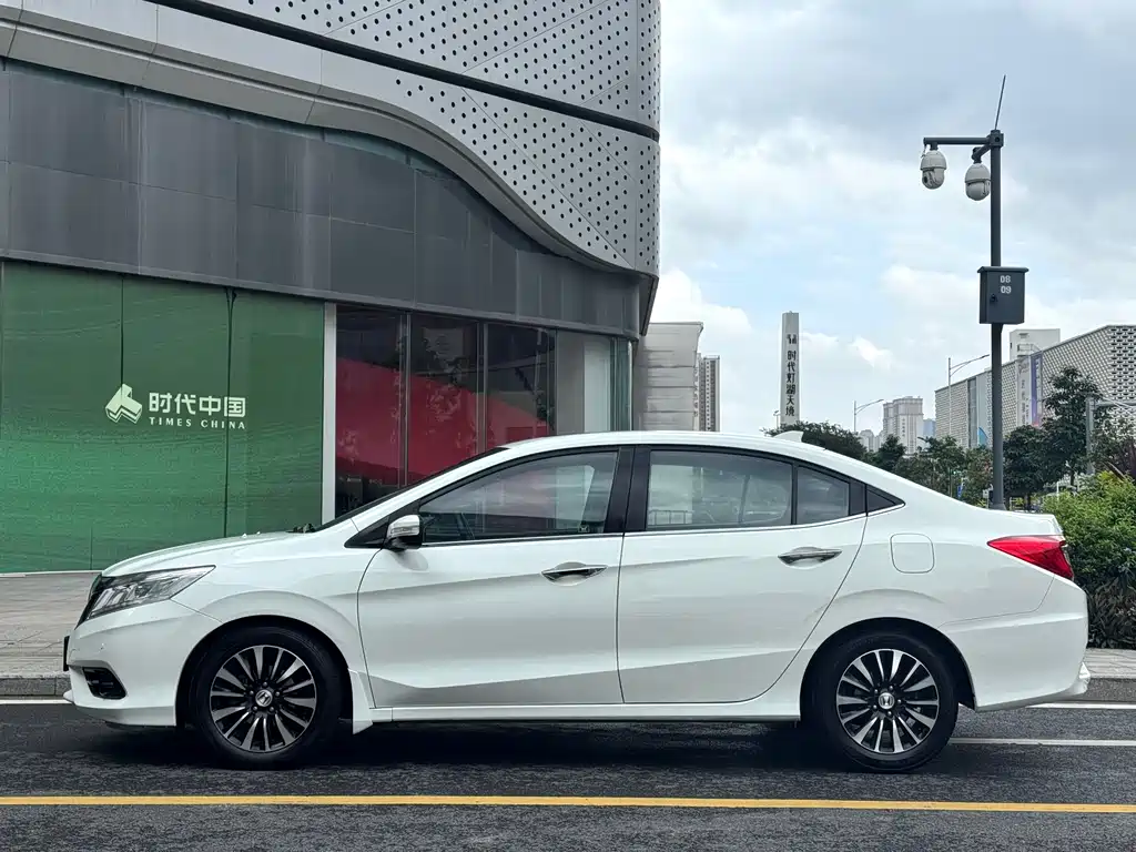 Honda Crider 2015 — фото 4