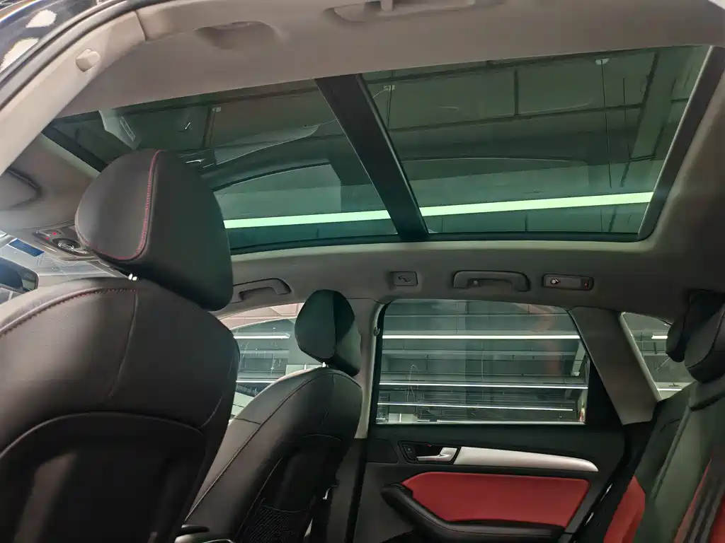 Audi Q5 2018 — фото 15