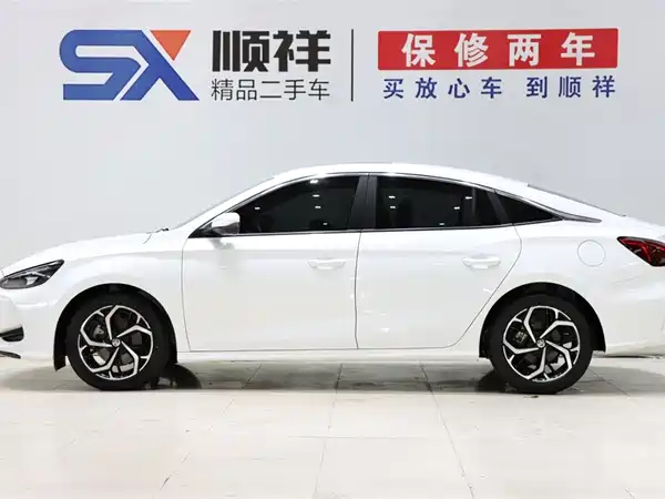 MG5 2025