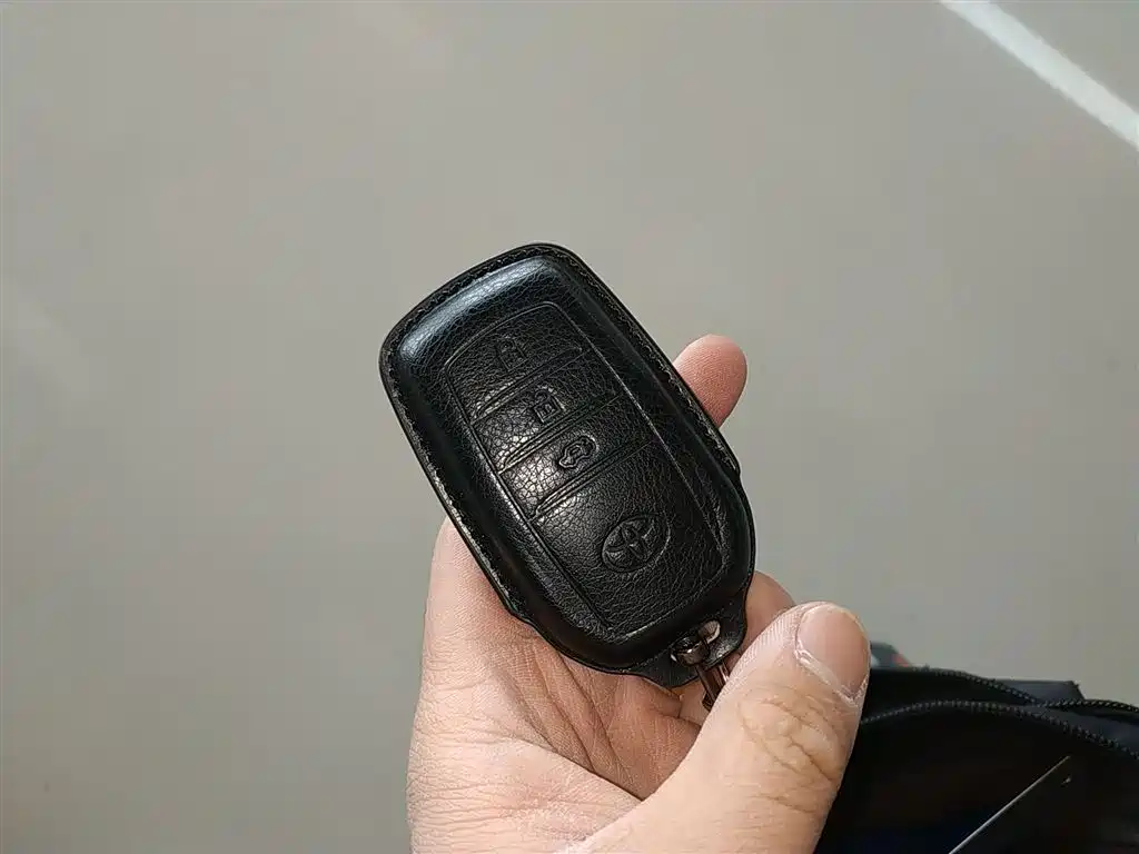 Toyota Prado 2017 — фото 17