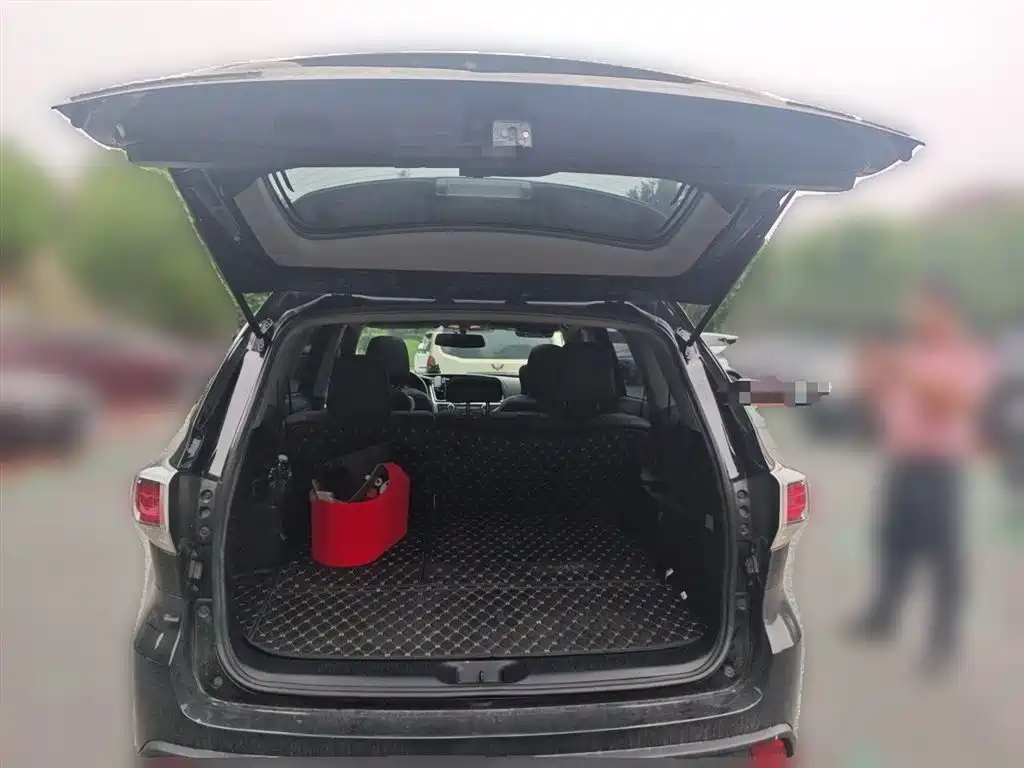 Toyota Highlander 2017 — фото 15