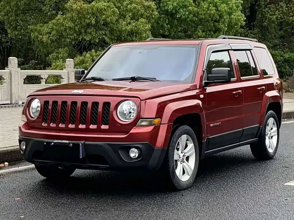 Jeep Patriot 2014 — фото 4
