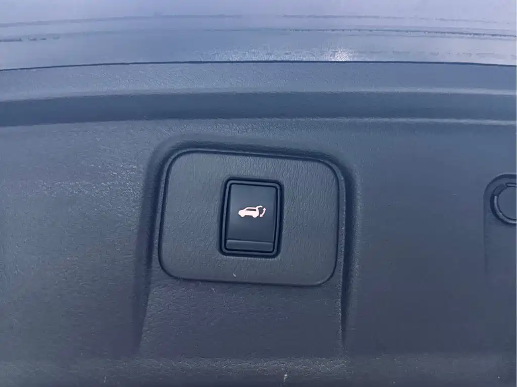 Nissan Murano 2018 — фото 25