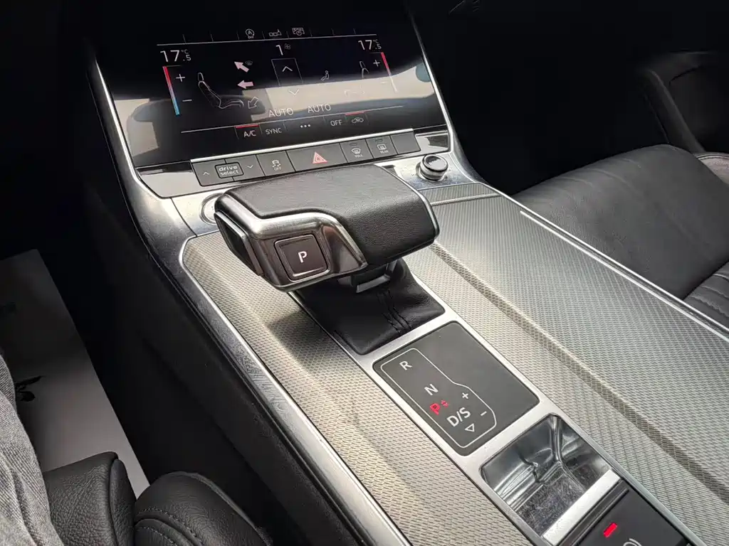 Audi A6L 2020 — фото 18