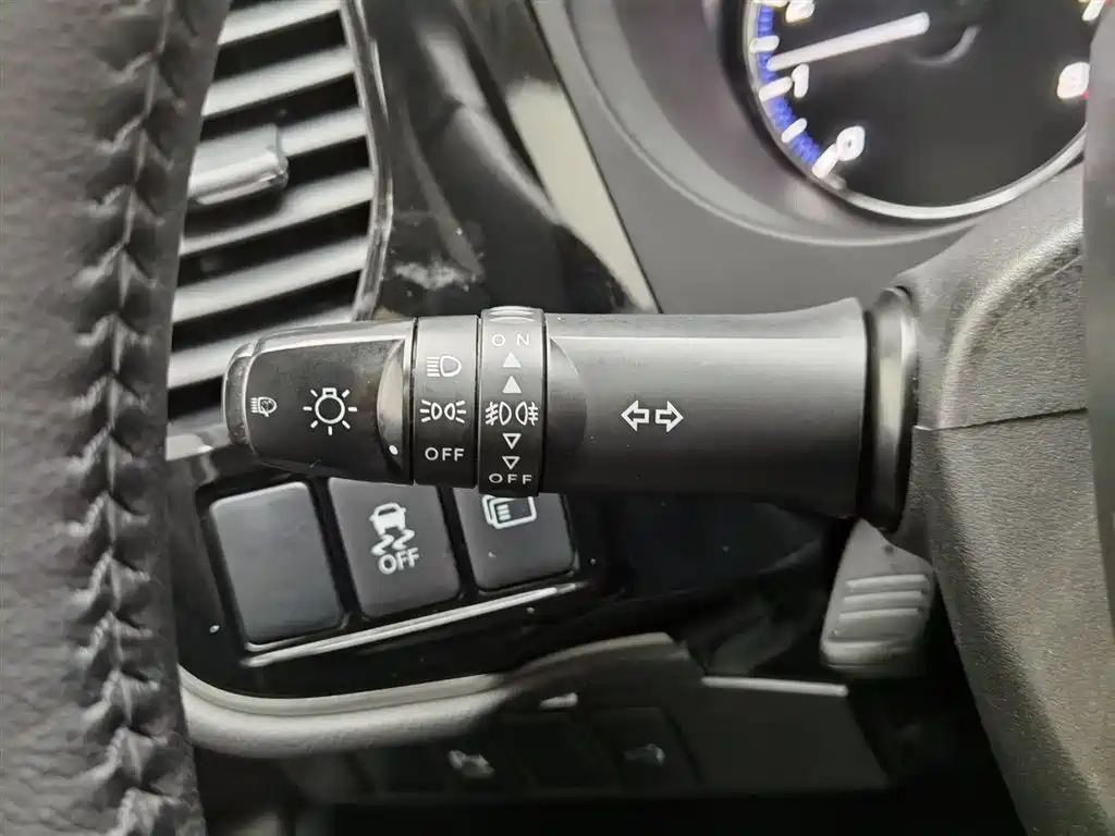 Mitsubishi Outlander 2015 — фото 21