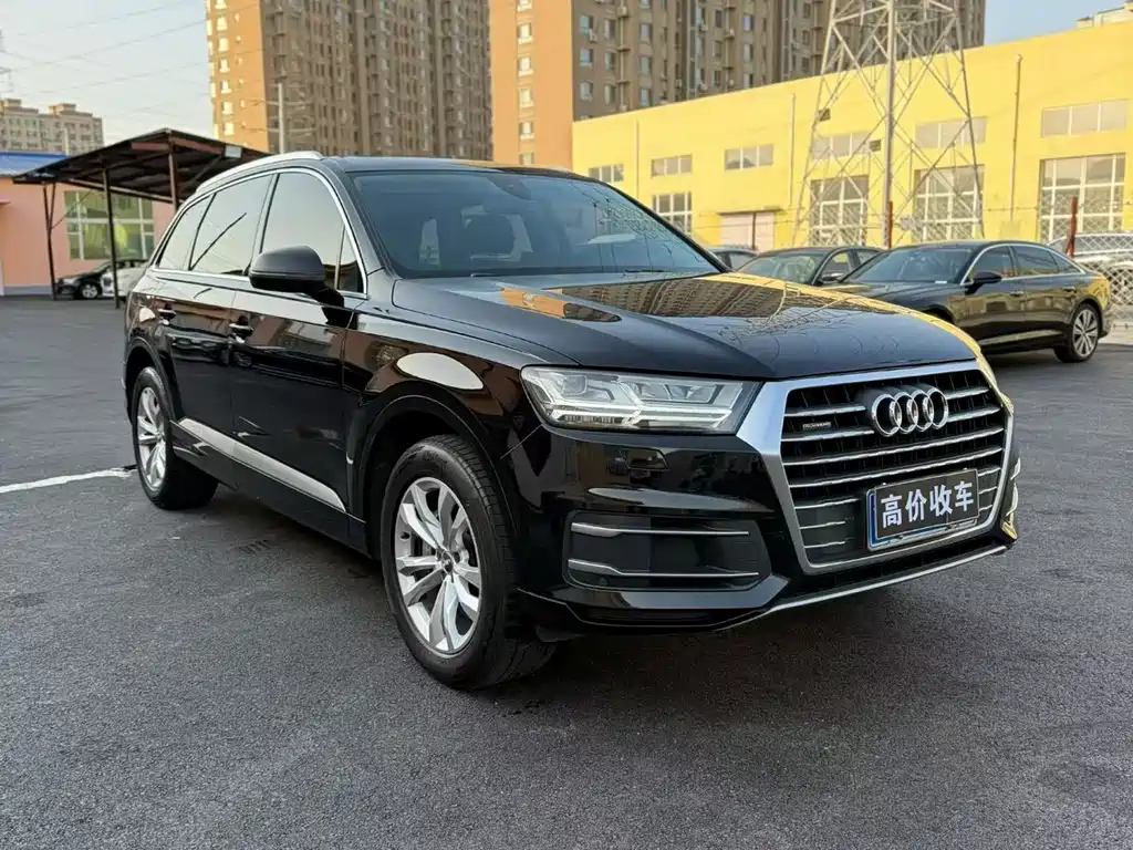 Audi Q7 2018 — фото 3