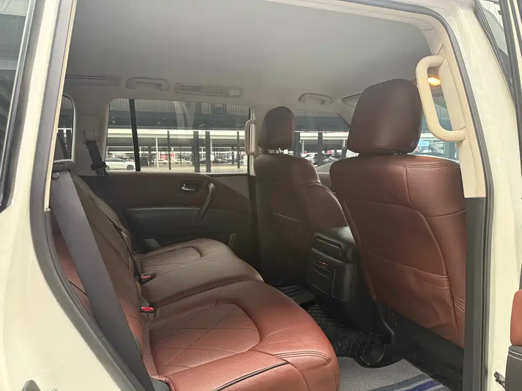 Nissan Patrol 2018 — фото 22