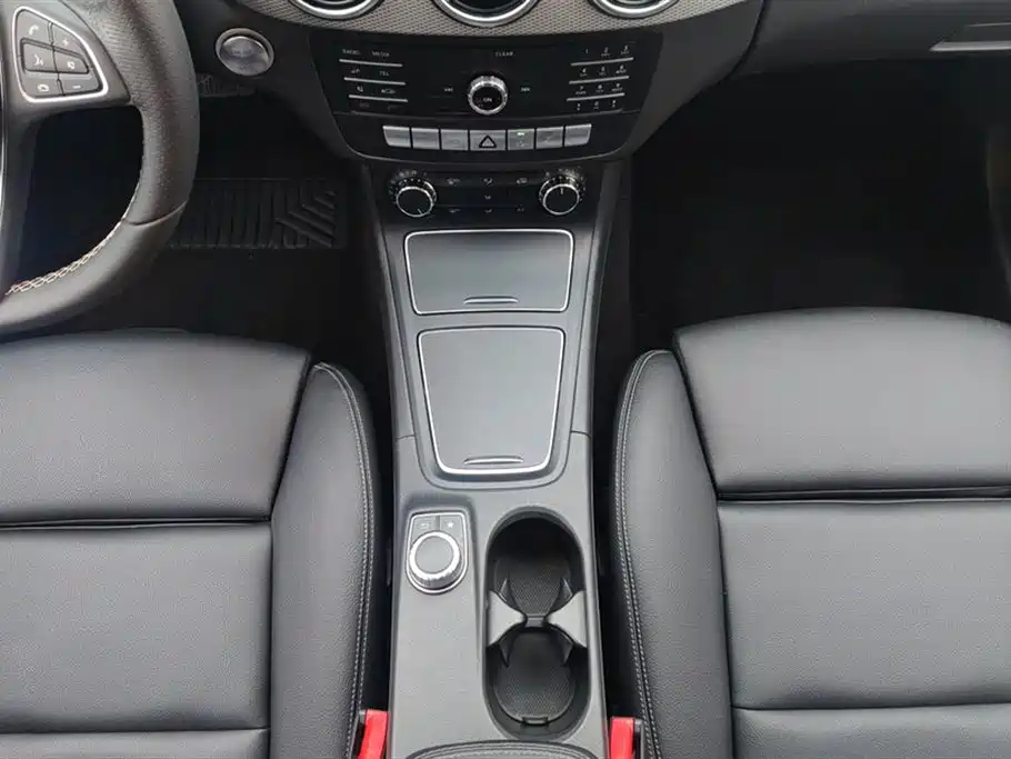 Mercedes-Benz B-Class 2018 — фото 16