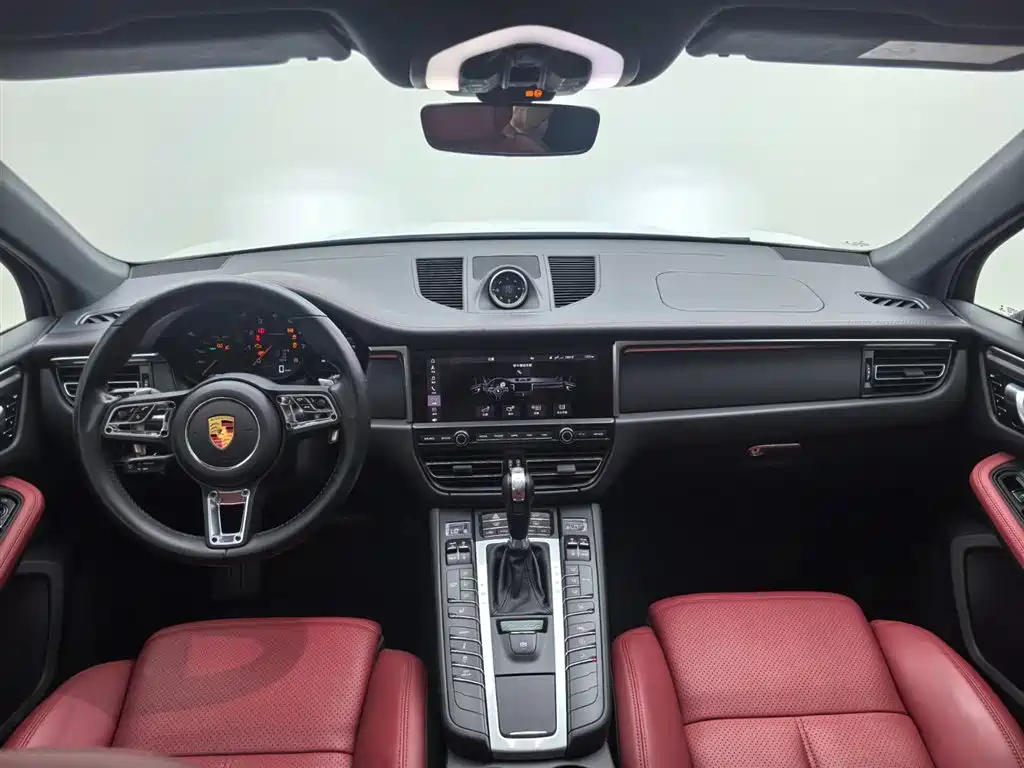 Porsche Macan 2021 — фото 12