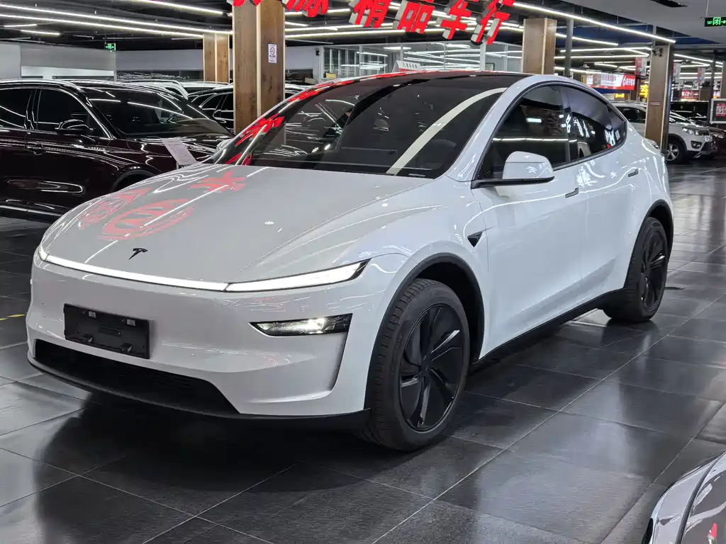 Tesla Model Y 2026