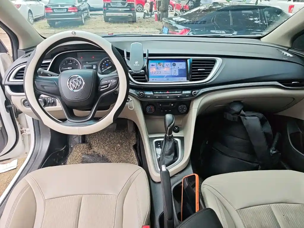 Buick Excelle 2017 — фото 10