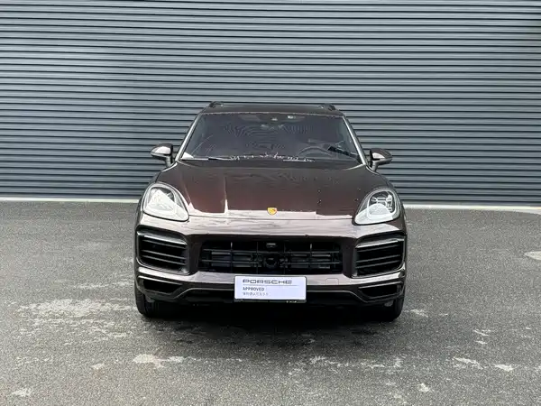 Porsche Cayenne 2023