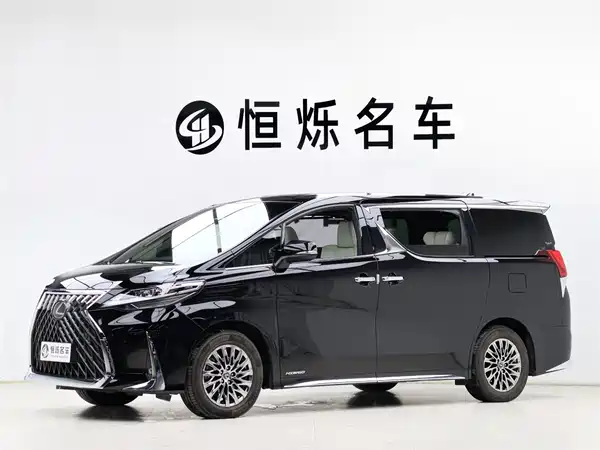 Lexus LM 2022