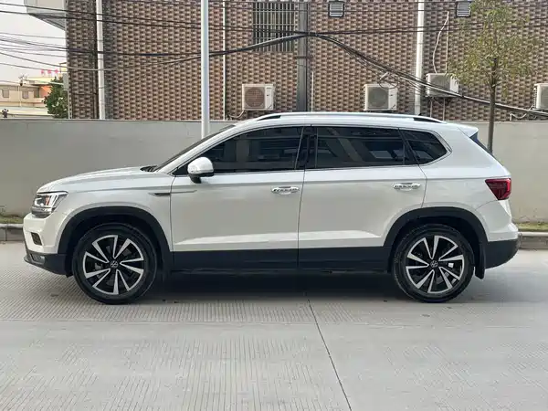 Volkswagen Tharu 2022