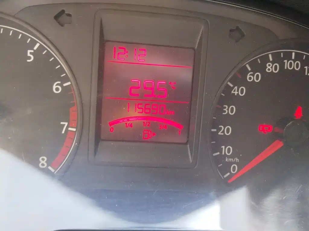 Volkswagen Jetta 2016 — фото 13