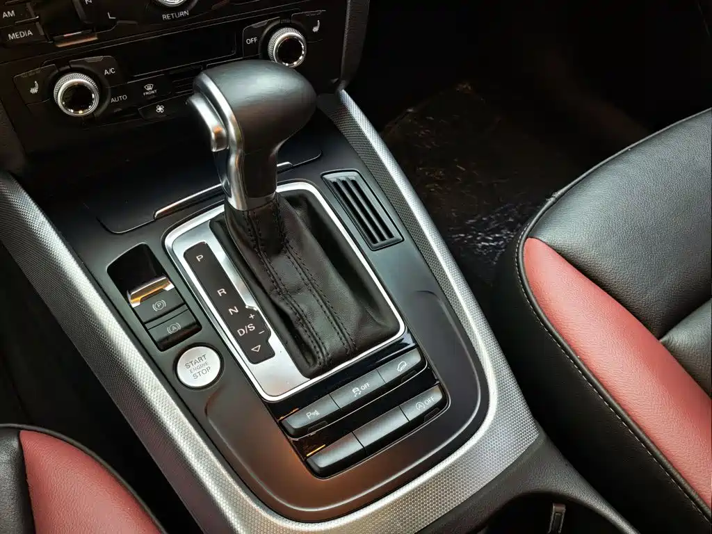 Audi Q5 2018 — фото 16