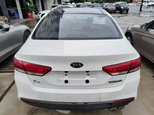 Kia K4 2015